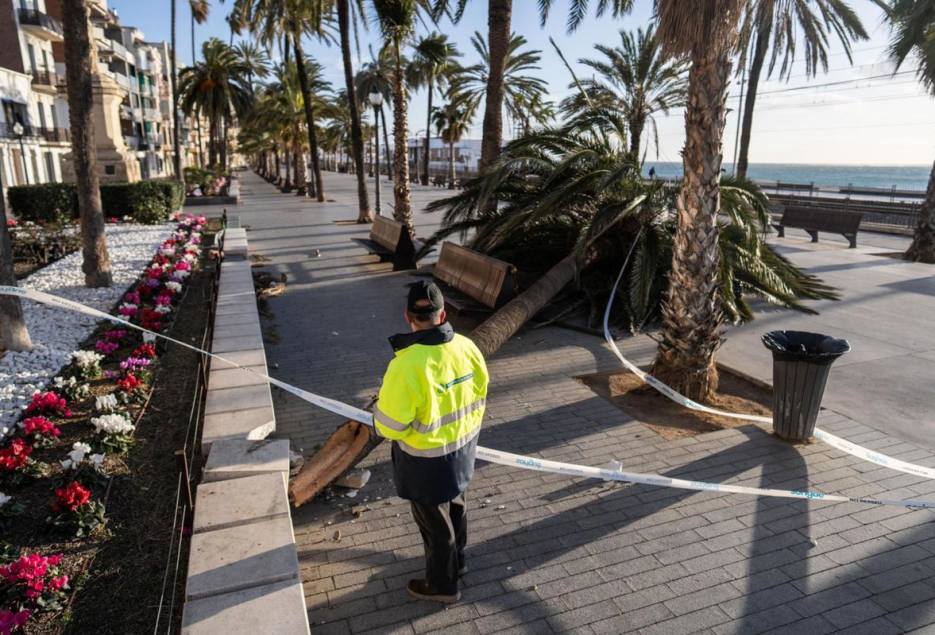 Stormen Nils fortsätter påverka flygtrafik och väderutsikterna i Barcelona